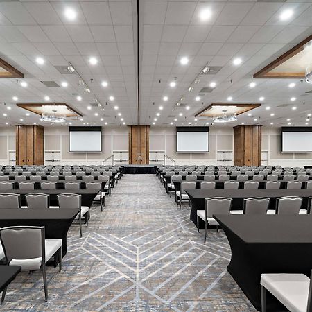 Hilton College Station & Conference Center Hotel Екстериор снимка