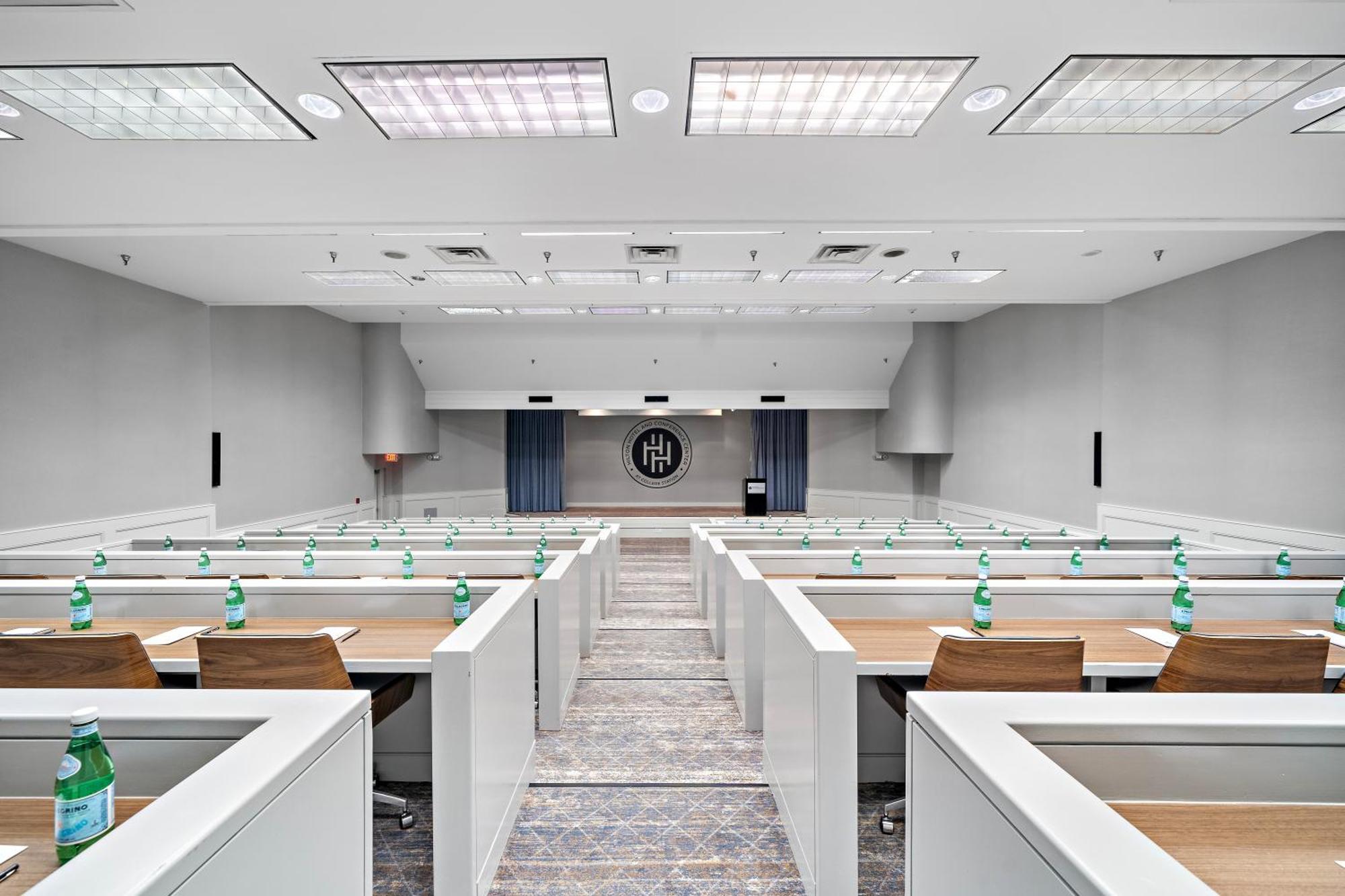 Hilton College Station & Conference Center Hotel Екстериор снимка